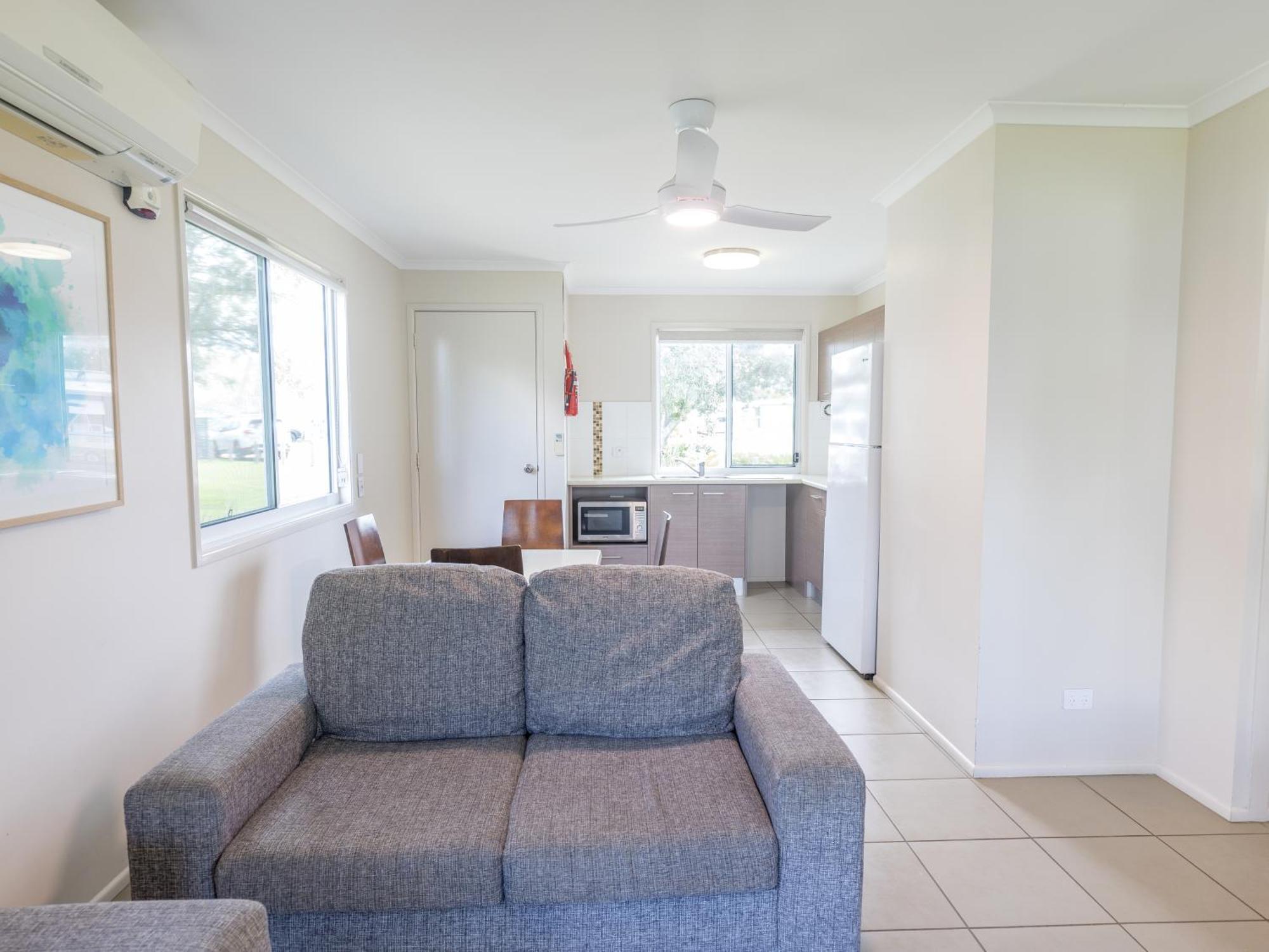 Nrma Lake Somerset Holiday Park Kilcoy 部屋 写真