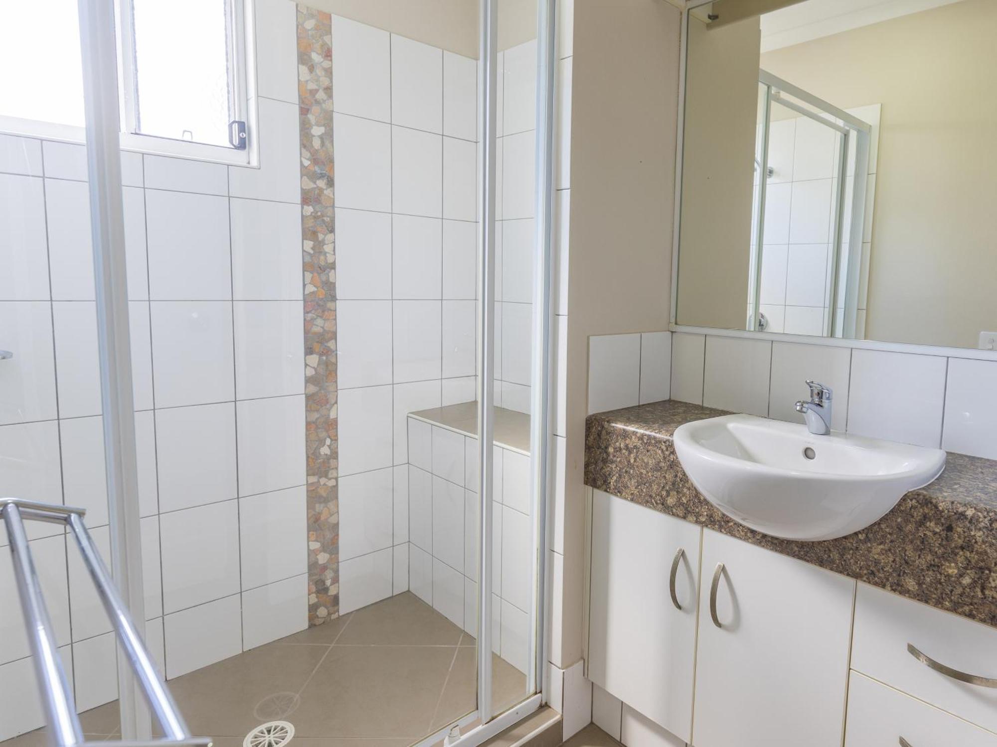 Nrma Lake Somerset Holiday Park Kilcoy 部屋 写真