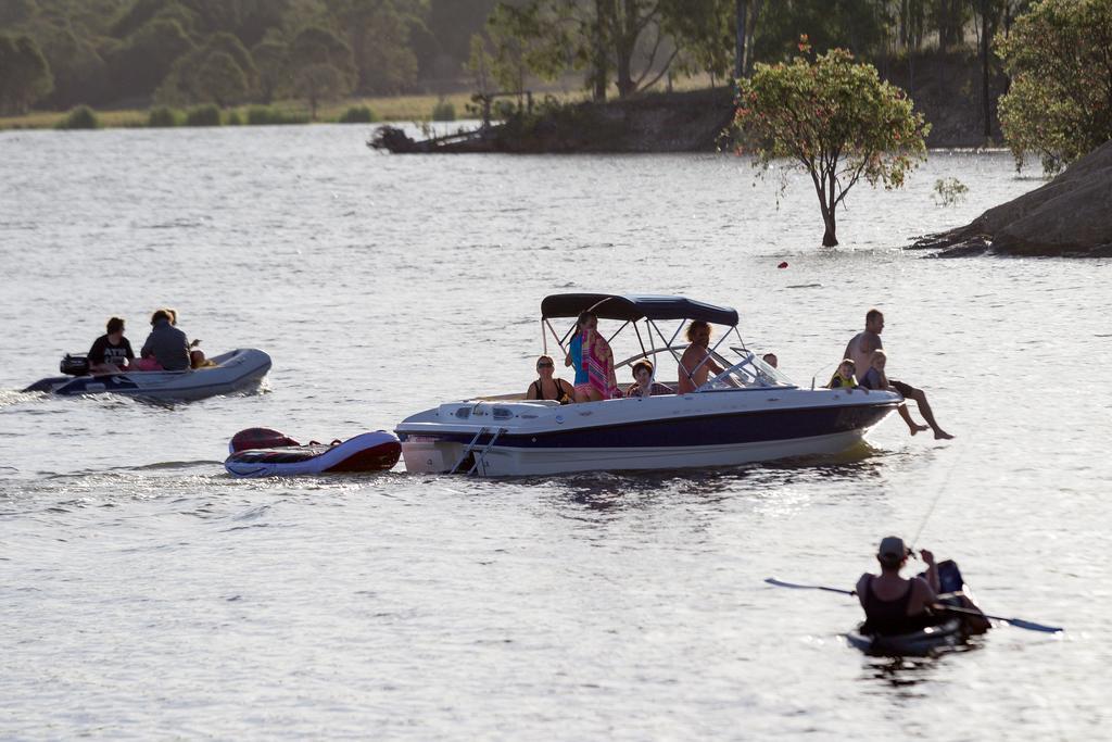 Nrma Lake Somerset Holiday Park Kilcoy エクステリア 写真
